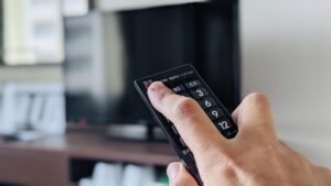 テレビCMの料金相場！費用対効果を高める3つのポイントを解説