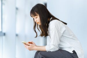 インスタのキャプションの書き方は? おしゃれな書き方のコツや編集方法も紹介します