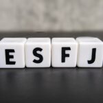 【MBTI診断】ESFJ（領事）とは？性格、特徴、強みと弱みを徹底解説