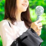 「暑い」を英語でどう表現する?アツい、Hotの意味や英語スラングの使い方を解説
