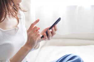 【インスタdm・LINE】好きな人への話しかけ方は? 高校生・大学生・社会人別で紹介します