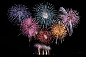 「花火」って英語でなんて言う？打ち上げ花火や花火大会などの英語スラング一覧！